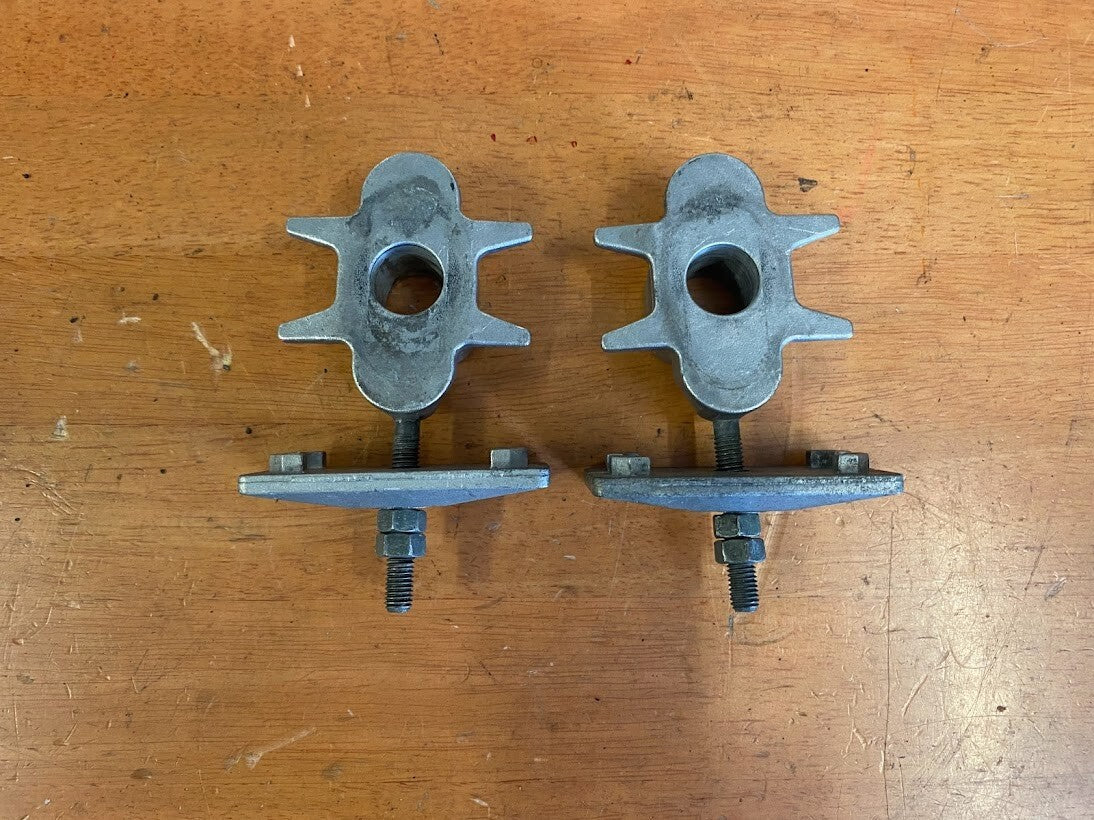 Chain Adjusters Yamaha FZS 600 1998