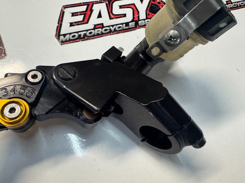 Suzuki GSXR 1000 2007-2008 Clutch Master Cylinder OEM Genuine 59800-21H00