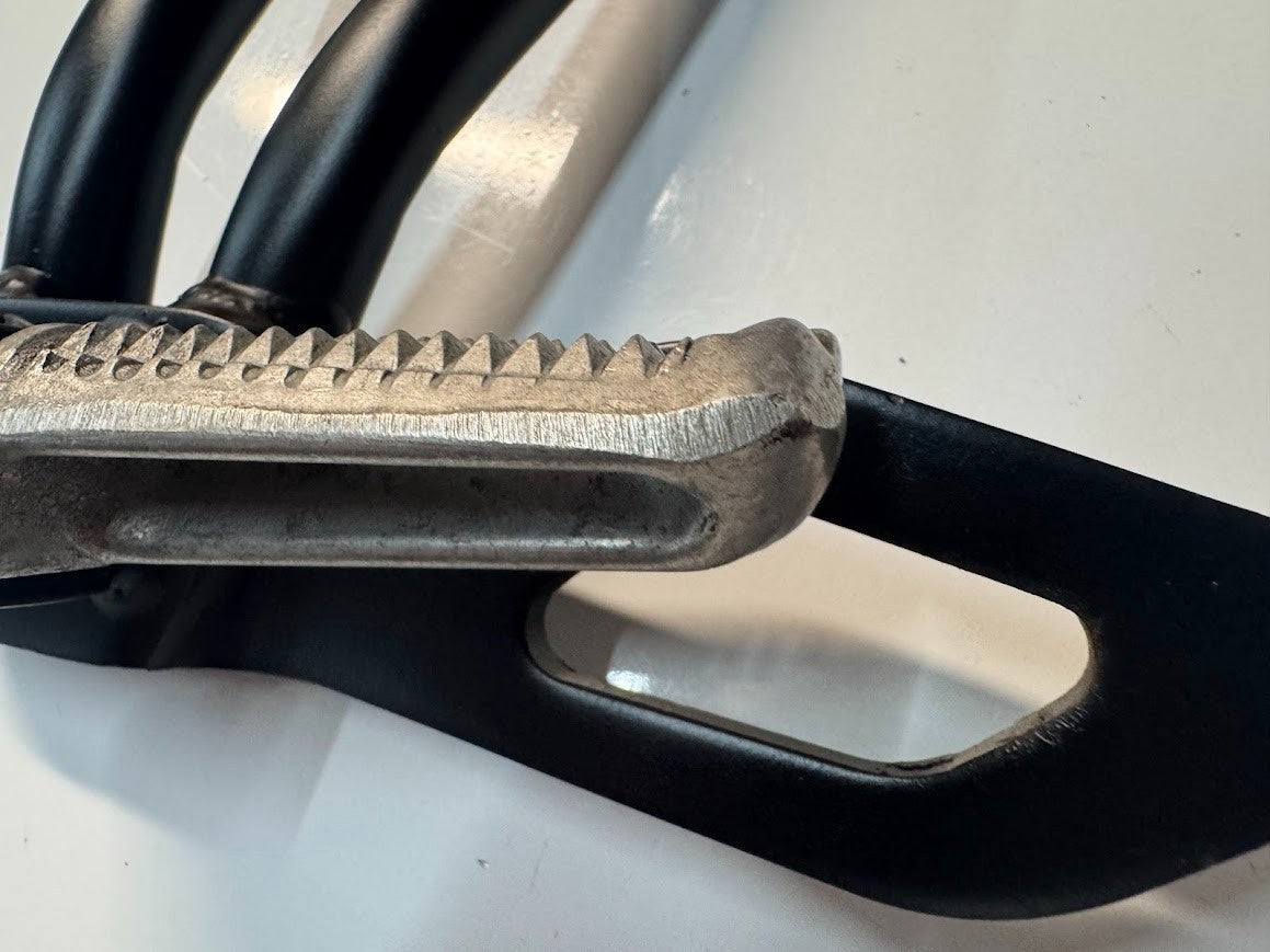 Yamaha YZF R15 2013-2018 LH Pillion Peg & Bracket OEM Genuine 1CK-F741L-00