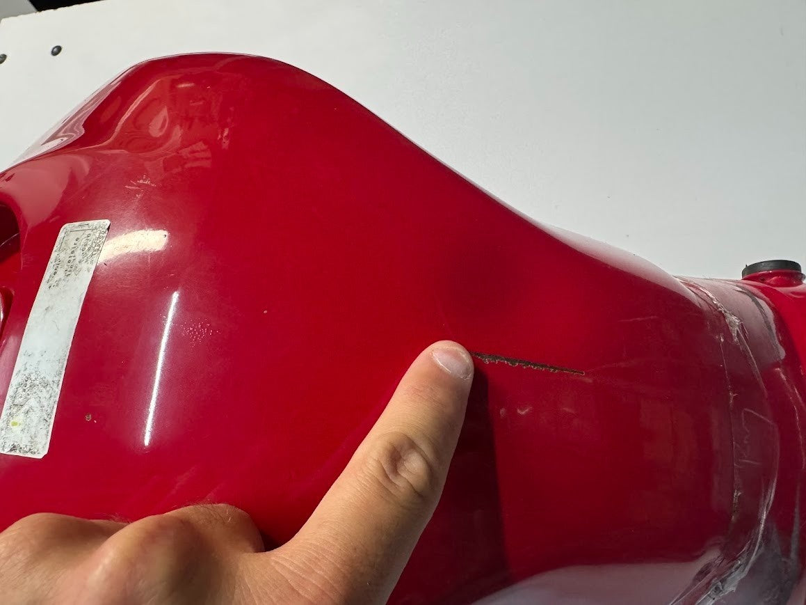 Yamaha YZF R15 2015 Fuel Tank OEM Genuine 2FB-XF41A-01