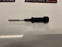 Engine Dip Stick Yamaha FZ6-S 2006