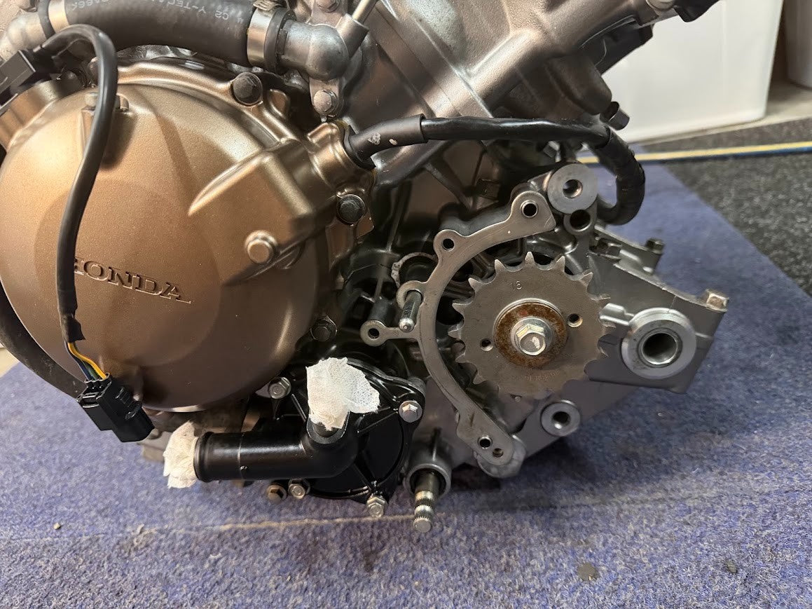 Engine Motor Complete Honda VFR 800 OEM RUNNING GUARANTEE
