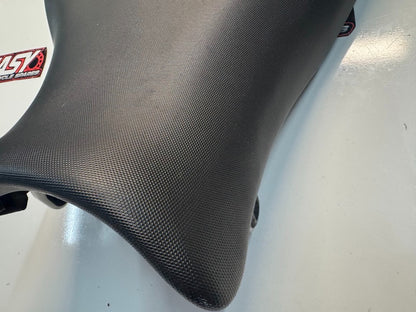 Suzuki GSXR 1000 2012-2016 Riders Seat OEM Genuine 45100-47H11-DW2