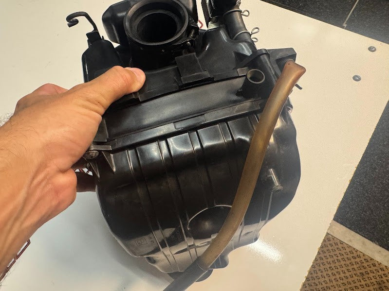 Honda CBR 300R 2014-2016 Airbox Complete OEM Genuine 17225-KYJ-900