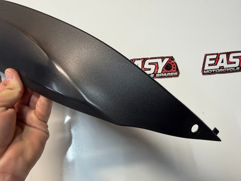 RH Side Frame Cover Suzuki GSXR 1000 2012-2016 OEM 47411-47H00