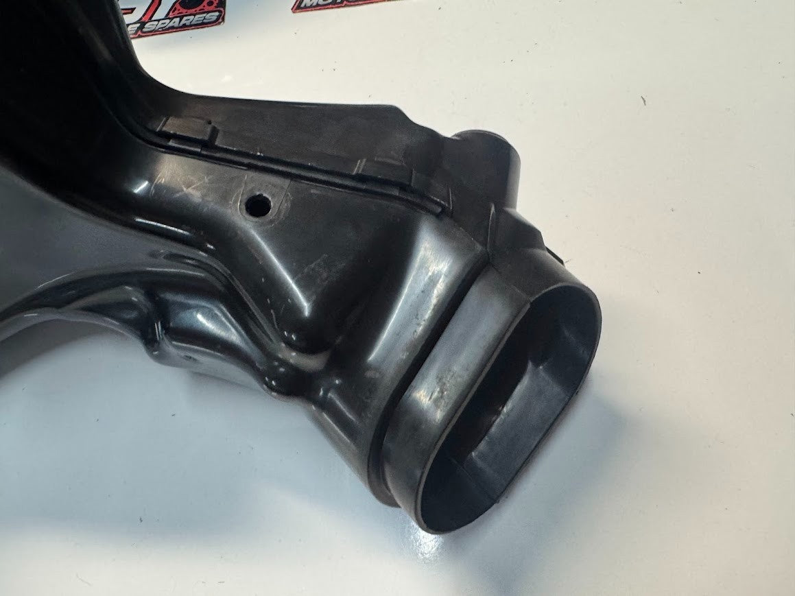 OEM Air Ram Duct Intakes Suzuki GSXR 1000 07-08 2008 94420-21H00