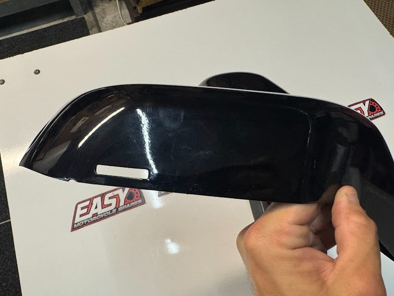 Suzuki VL 1500 Intruder 1998-2004 LH RH Frame Side Covers Pair