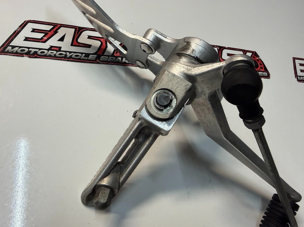 LH Footrest Peg Rear Set Suzuki GSXR 1000 2007-2008 OEM 43521-41G10