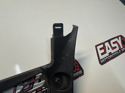 Lower Front Cowling Grill Suzuki GSXR 1000 07-08 2008 94498-21H00