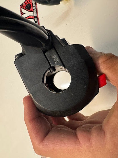 Suzuki GSXR 1000 2007-2008 LH Switch Block Buttons OEM Genuine 37400-21H12