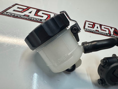 Yamaha YZF R1 2015-2024 Front Brake Master Cylinder OEM Genuine 2CR-2580A-00