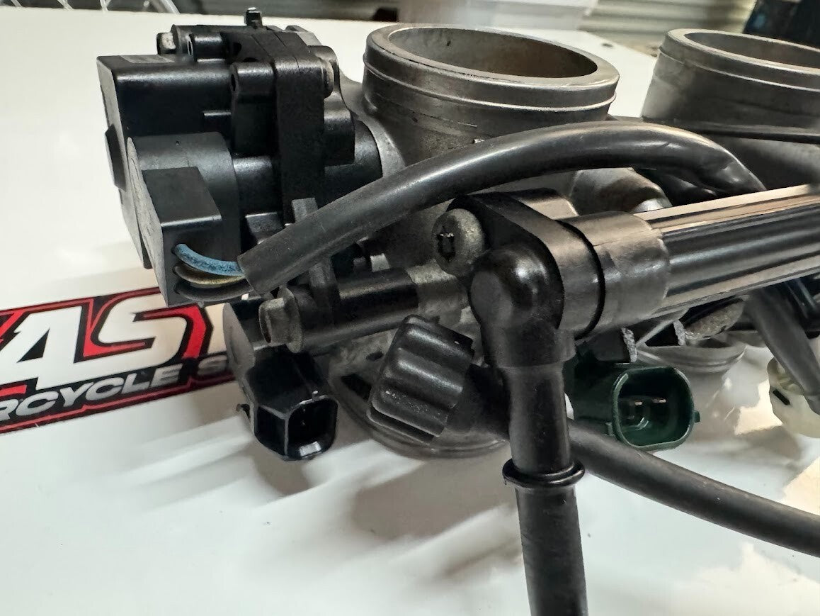 Throttle Bodies Kawasaki ER-6F 06-08 2007 16163-0166
