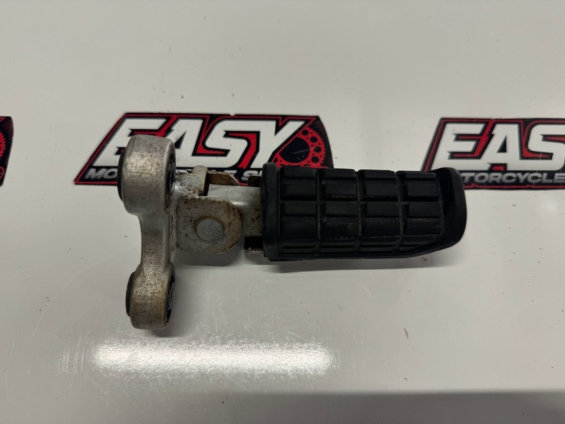 LH Riders Foot Peg Yamaha FJ 1200 1988