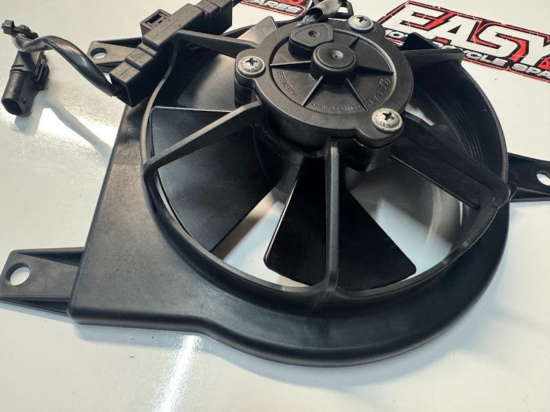BMW F800 ST 2009 Thermo Fan OEM Genuine 17118528880