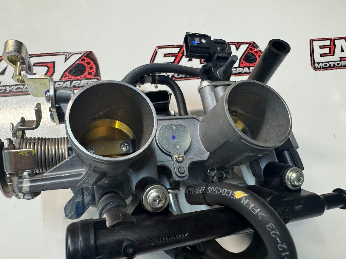 Kawasaki Ninja 500 2024-2025 Throttle Bodies TPS Injectors MAP OEM 16163-1267