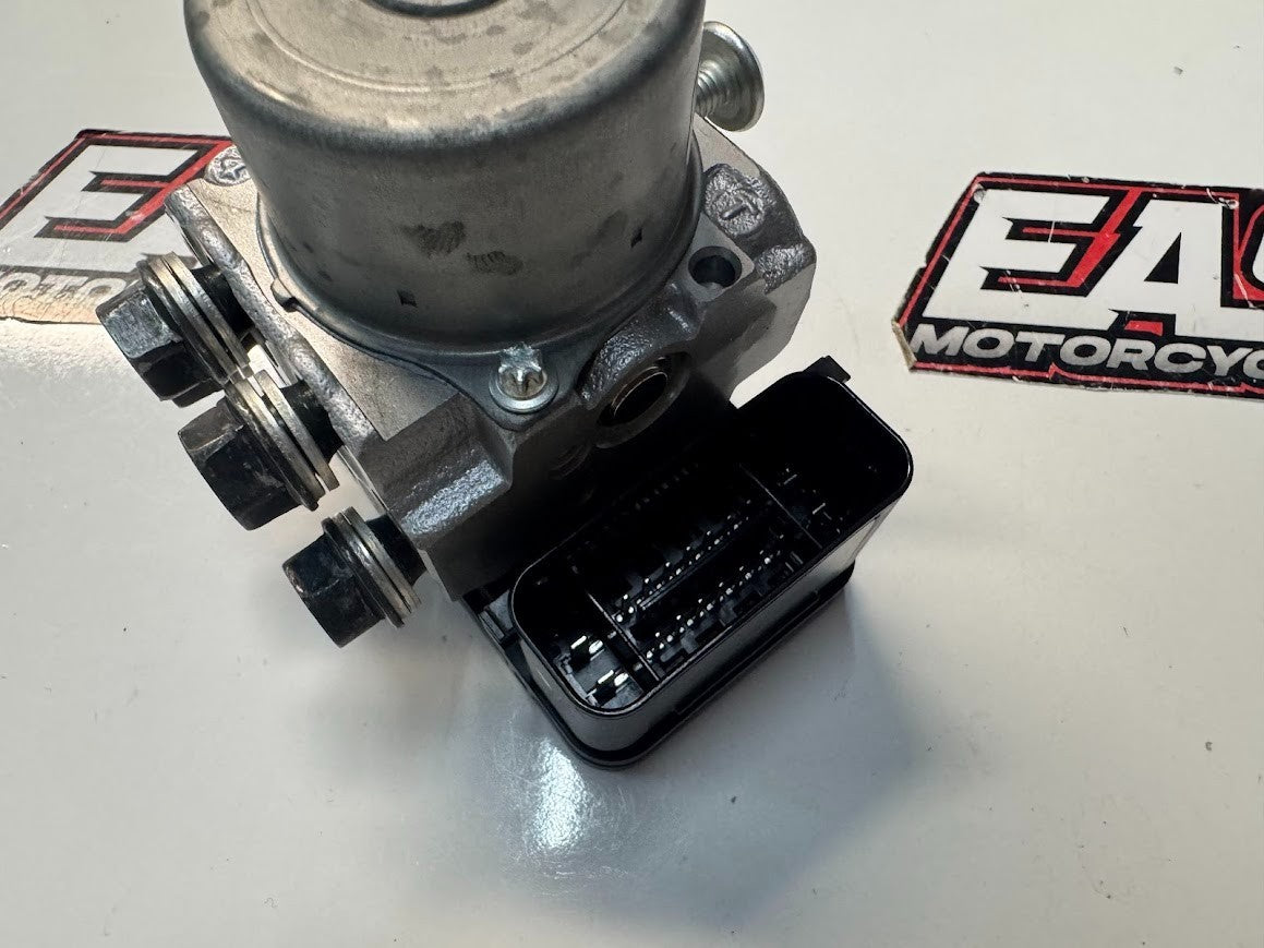 Kawasaki Ninja 500 2024-2025 ABS Pump Module OEM Genuine 16082-0952