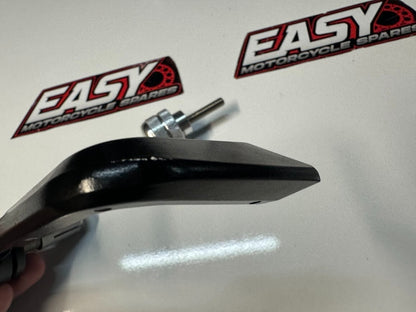 RH Lever Guard Suzuki GSXR 1000 07-08 2007
