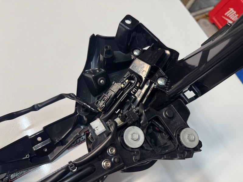 Yamaha YZF R1 2020-2025 Headlight Assembly OEM Genuine B3L-84300-00