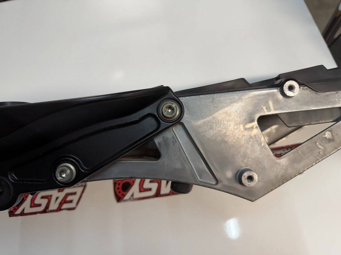 Rear Sub Frame Complete Suzuki GSXR 1000 2007-2008 OEM 41221-21H00-YAP