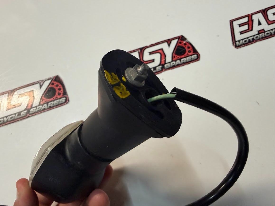 RH Front Blinker Suzuki GSF 1250 S Bandit 2012-2016 OEM 35601-08J11