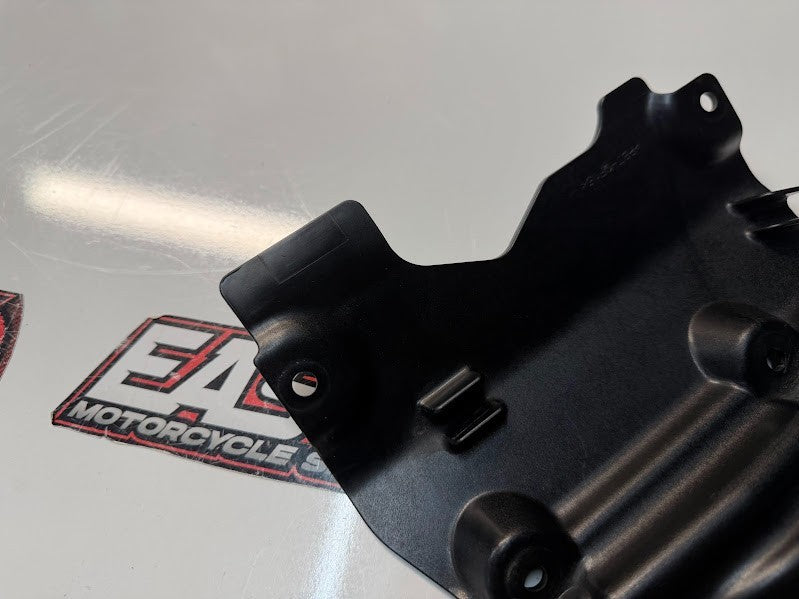 Top Engine Plastic Cover Kawasaki Vulcan S 650 2015-2026 OEM