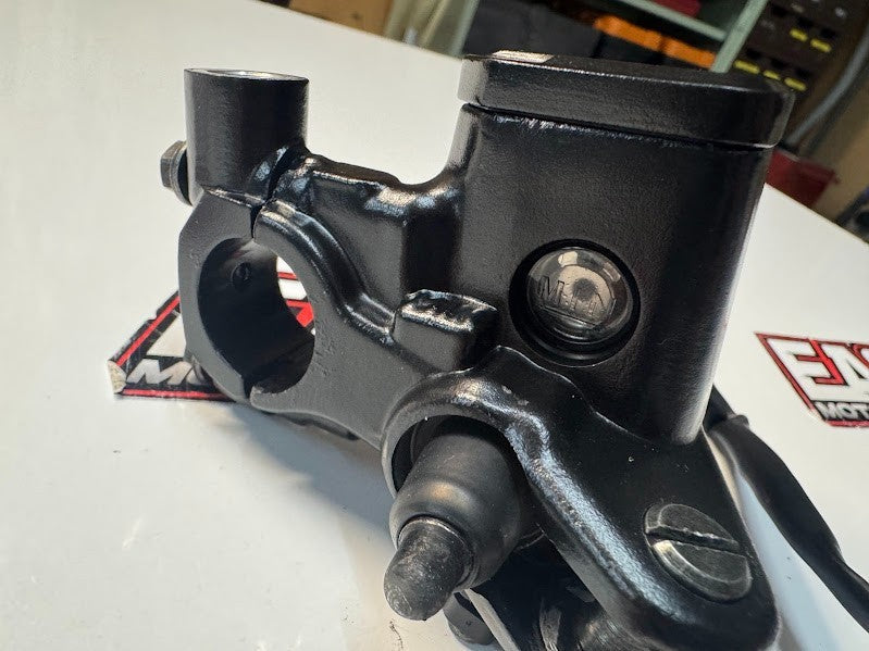 Royal Enfield Interceptor 650 2022 Front Brake Master Cylinder OEM 585027 Euro 5