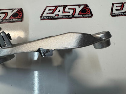 BMW S1000RR 2016 RH Foot Peg Bracket Rear Set OEM Genuine K46 46717728308