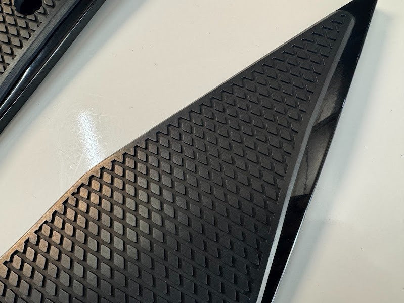 Yamaha YZF R1 2020-2025 Side Tank Cover Fairings OEM Genuine B3L-24129-00