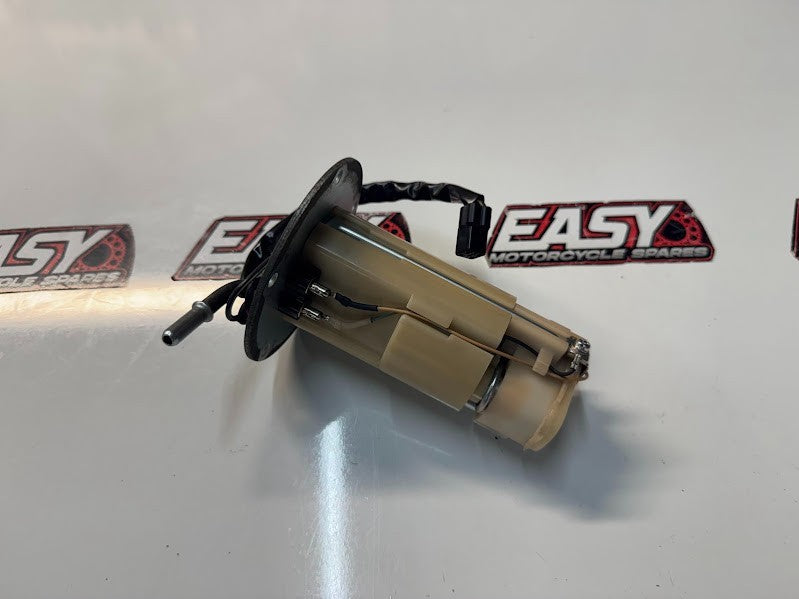 Kawasaki Vulcan VN900 Classic 2006-2022 Fuel Pump OEM 49040-0022
