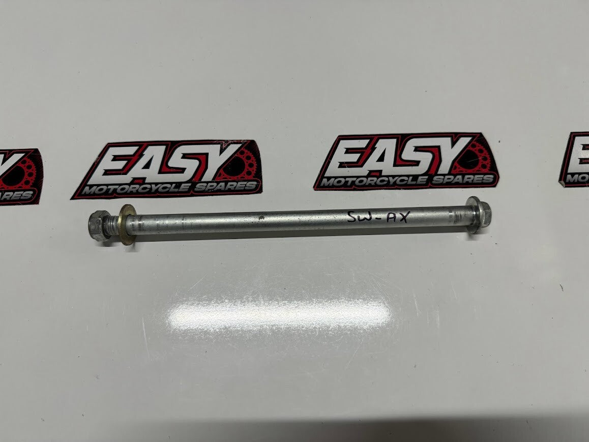 Swing Arm Pivot Bolt Suzuki GS 500 2006 61211-30B00