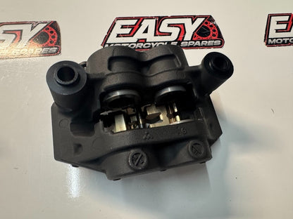 Yamaha YZF R1 2015-2019 Front Brake Calipers OEM Genuine 2CR-2580U-00