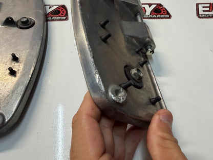 Rider Foot Rests Suzuki Boulevard C109R VLR 1800 T 2008-2014 OEM 43501-10F12