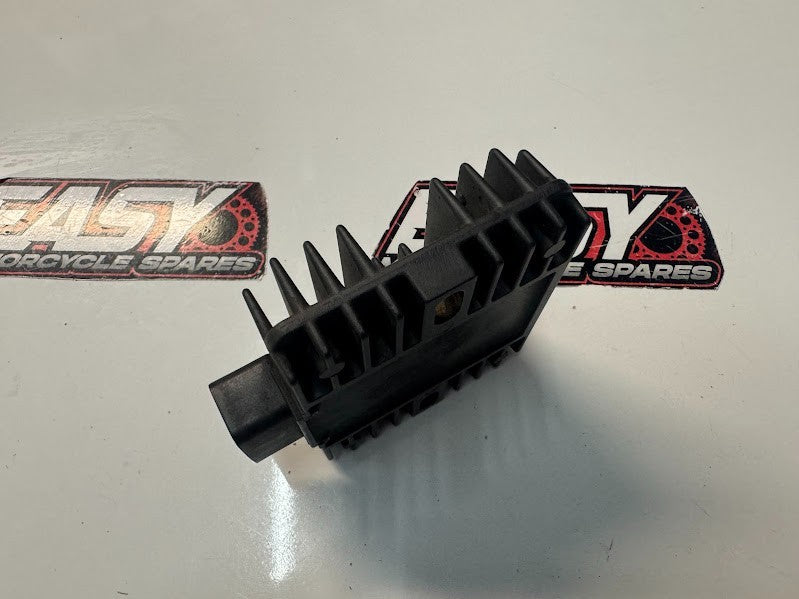 Kawasaki Vulcan VN900 Classic 2006-2022 Regulator Rectifier OEM 21066-0705