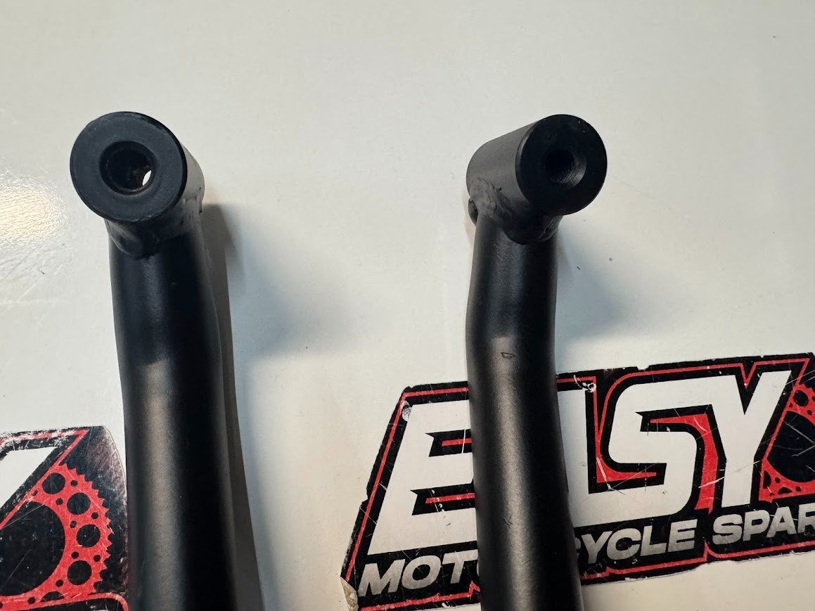 Yamaha YZF R15 2013-2018 LH Pillion Peg & Bracket OEM Genuine 1CK-F741L-00