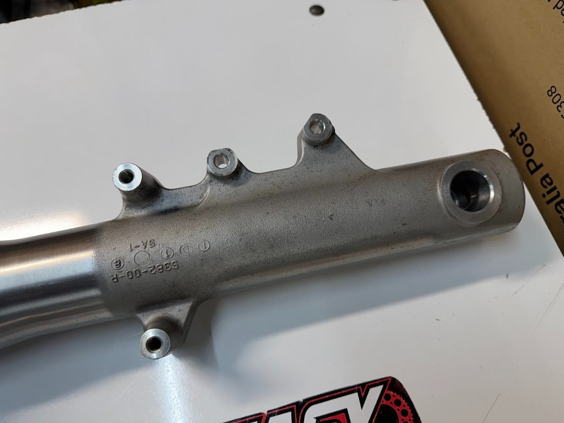 Front Fork Legs Suzuki Boulevard C109R VLR 1800 T 2008-2014 OEM 51103-22H00