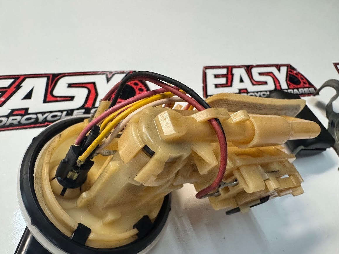 Yamaha YZF R15 2015-2018 Fuel Pump Assembly OEM Genuine 2FB-E3907-10