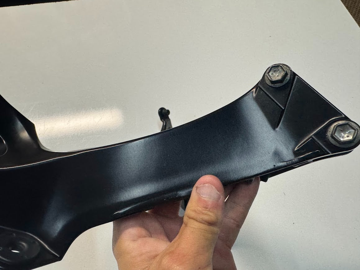 Suzuki GSXR 1000 2007-2008 Front Fairing Stay Bracket OEM Genuine 94511-21H00