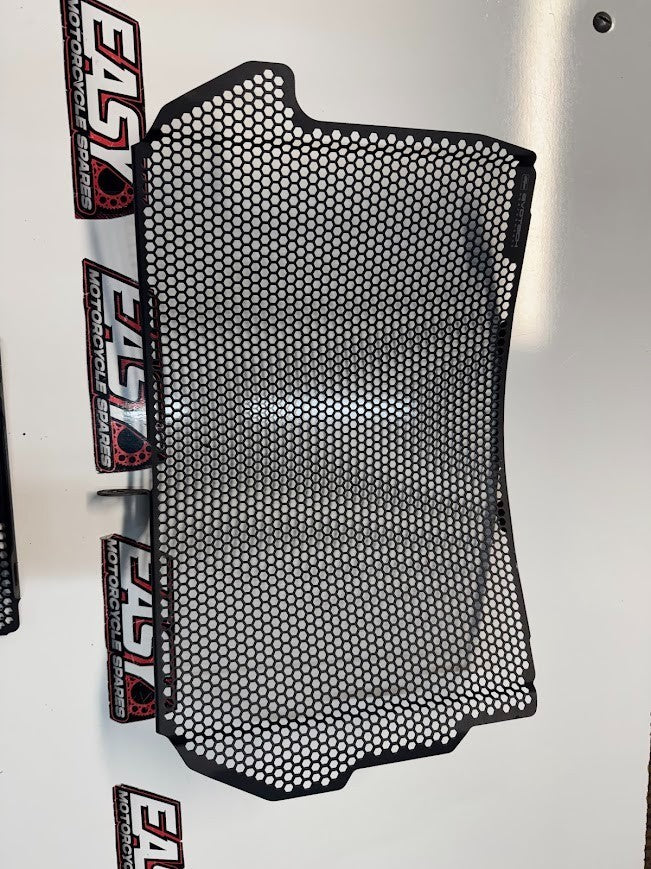 Yamaha YZF R1 2015-2025 Evotech Performance Yamaha R1 Radiator Guard Set