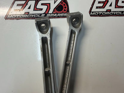 LH Pillion Peg Bracket Suzuki GSXR 1000 2007-2008 OEM 43700-21H00