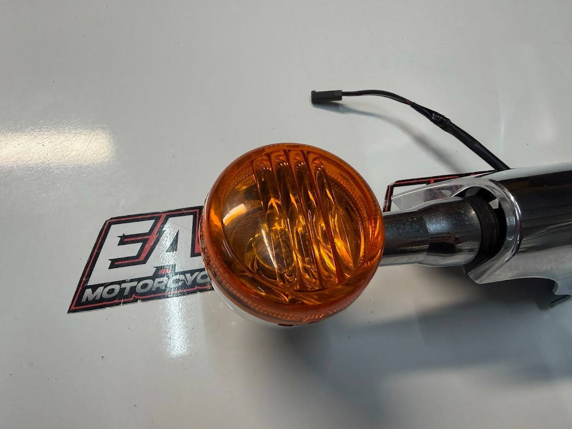 Front Blinker Assy Suzuki Boulevard C109R VLR 1800 T 2008-2014 OEM 35641-41F02