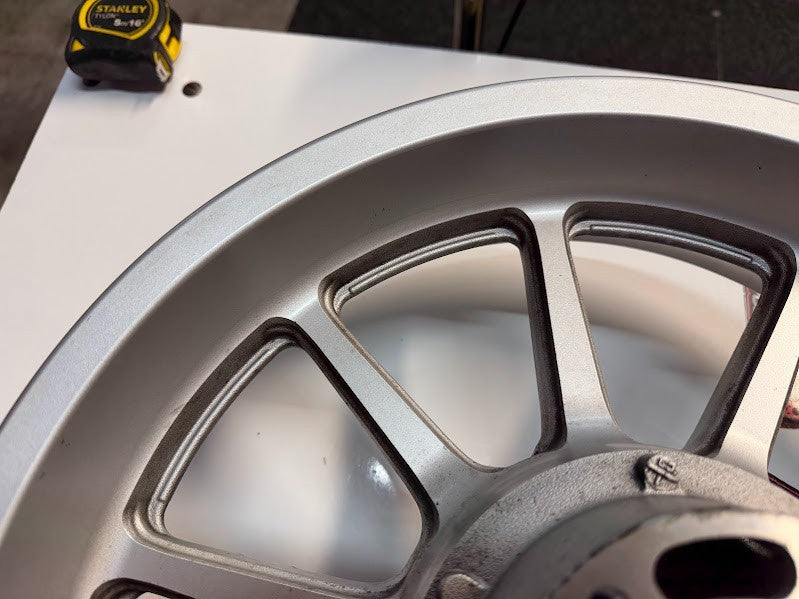 Front Wheel Rim Suzuki Boulevard C109R VLR 1800 T 2008-2014 OEM 54111-22H00-12Z