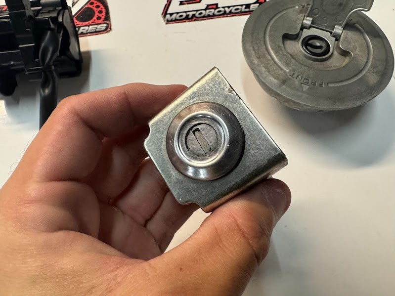 Honda CBR 300R 2014-2018 Ignition Key Lockset OEM Genuine 35010KYJ901