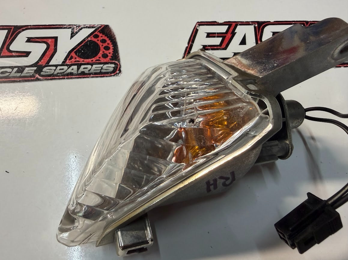 RH Rear Blinker Indicator Suzuki GSXR 1000 2007-2008 OEM 35603-21H00