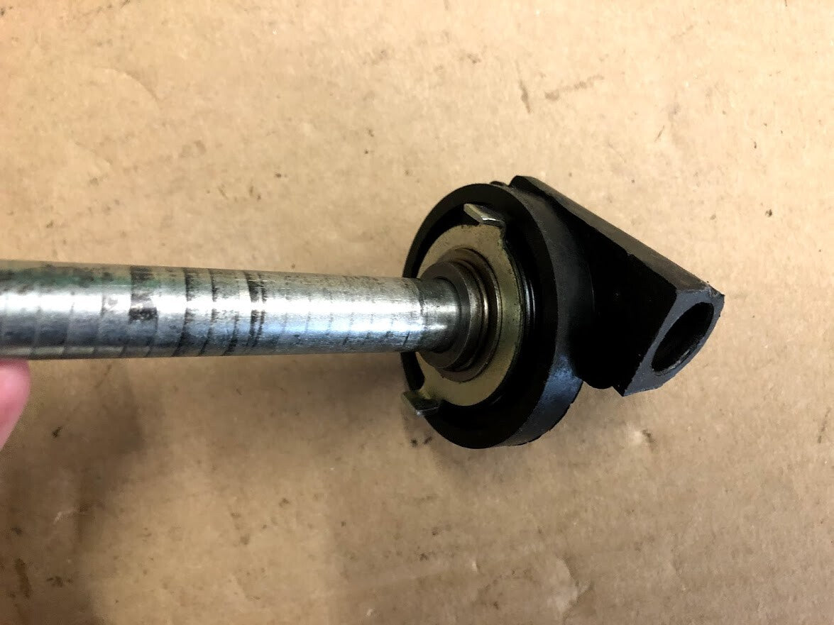 Front Axle Suzuki GSX 750 F 89-03 1989 54711-19C00