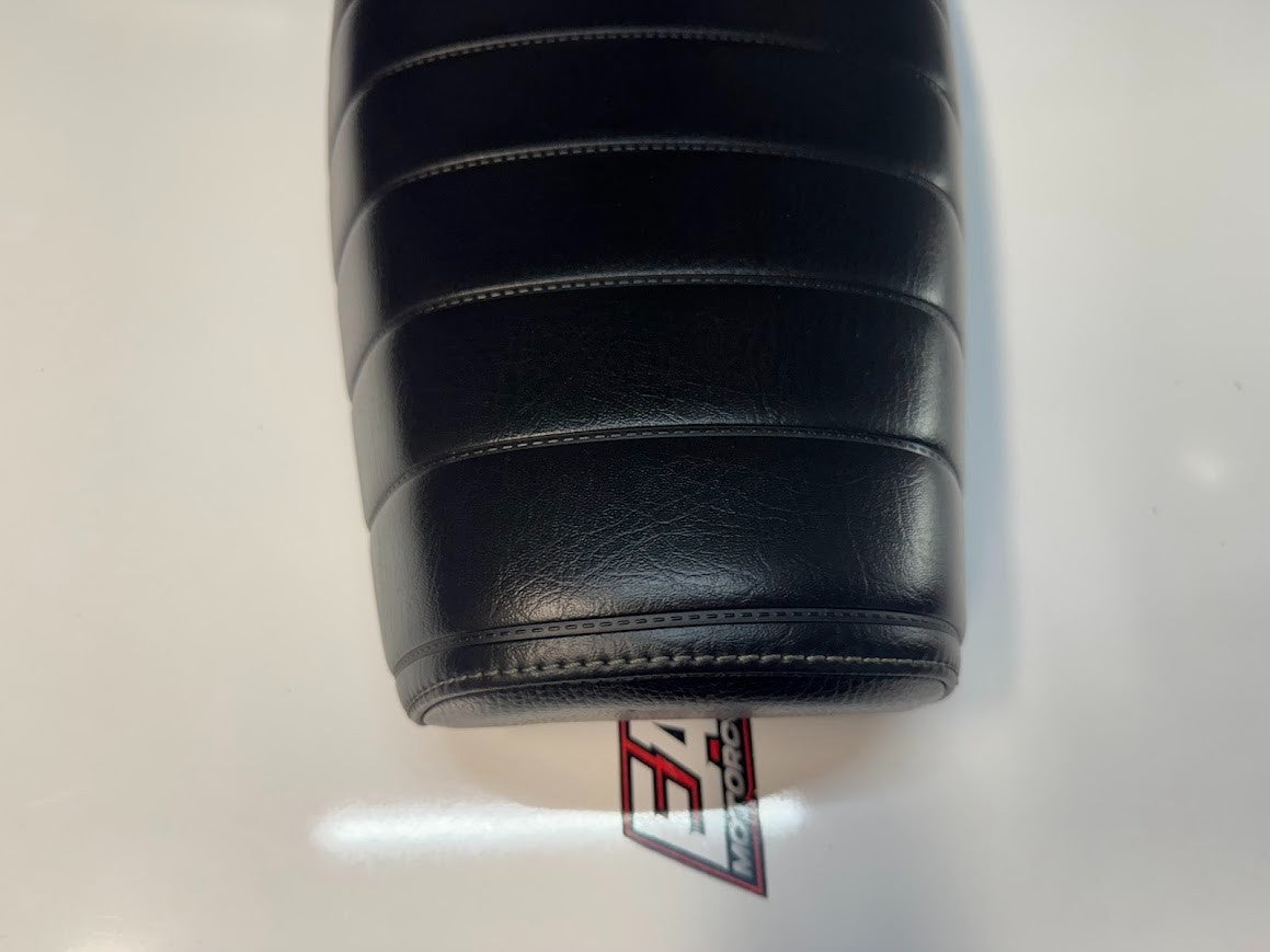 Royal Enfield Interceptor 650 2022 Seat Dual OEM Genuine 1030001C Euro 5