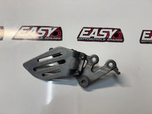 Yamaha YZF R15 2011-2018 OEM Genuine RH Foot Peg Bracket 20P-F7443-00