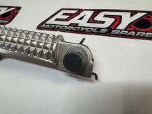 Yamaha YZF R1 2007-2011 RH Foot Peg OEM Genuine 5JJ-27461-00