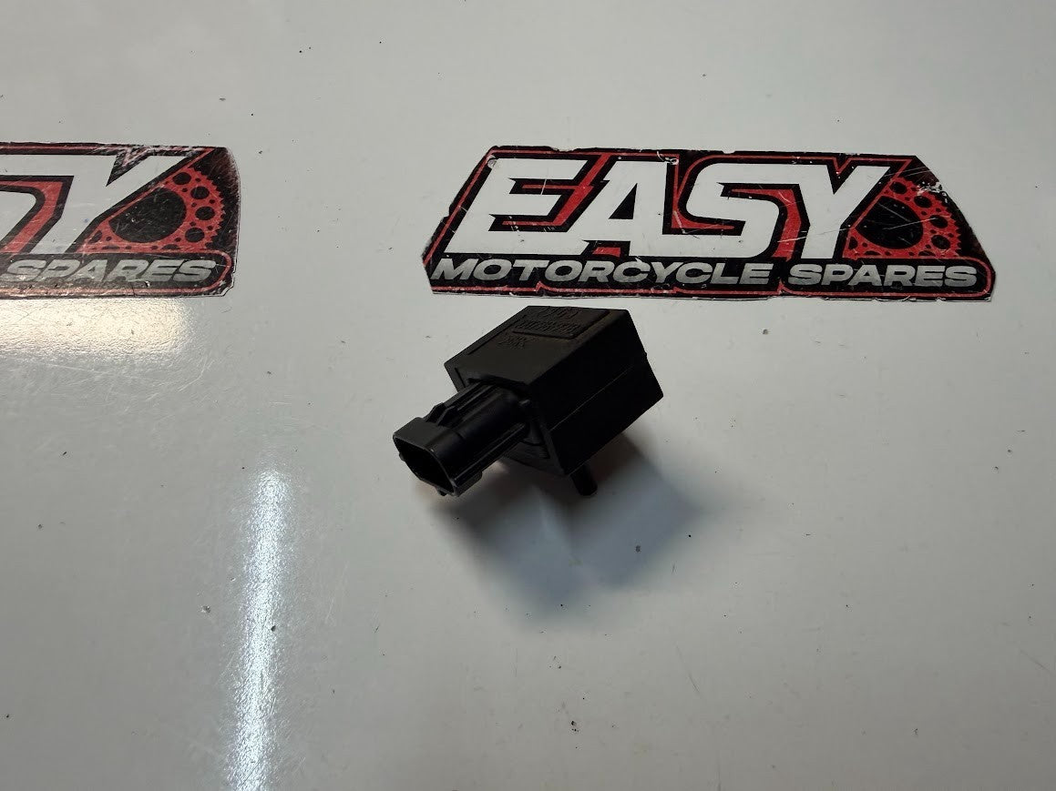Air Pressure Sensor Suzuki GSXR 1000 2012-2016 OEM 15630-29G30