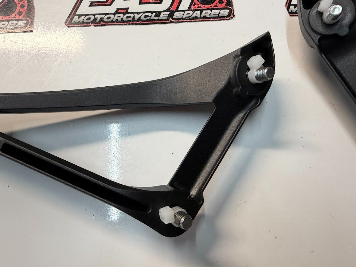 LH RH Pillion Peg Assembly Kawasaki Ninja ZX-10R 2021-2025 OEM 35063-0852-18R