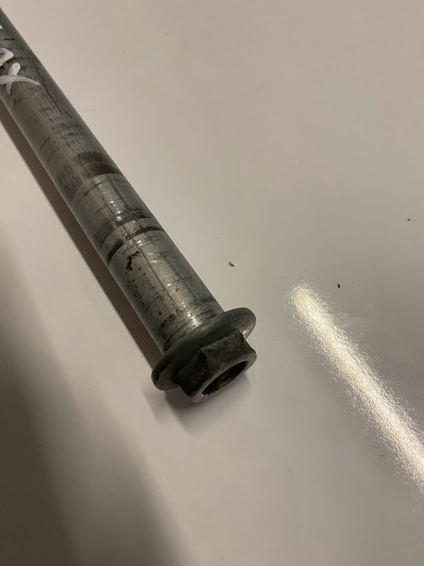 Rear Axle Suzuki GSX 750F 2004 64711-08F10